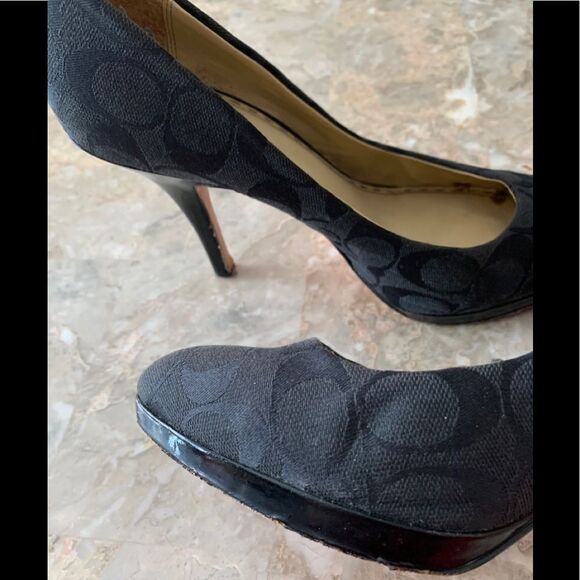 Coach black heels, closed toe, great shape, 4.5 in heels, size 10. - Picture 9 of 10